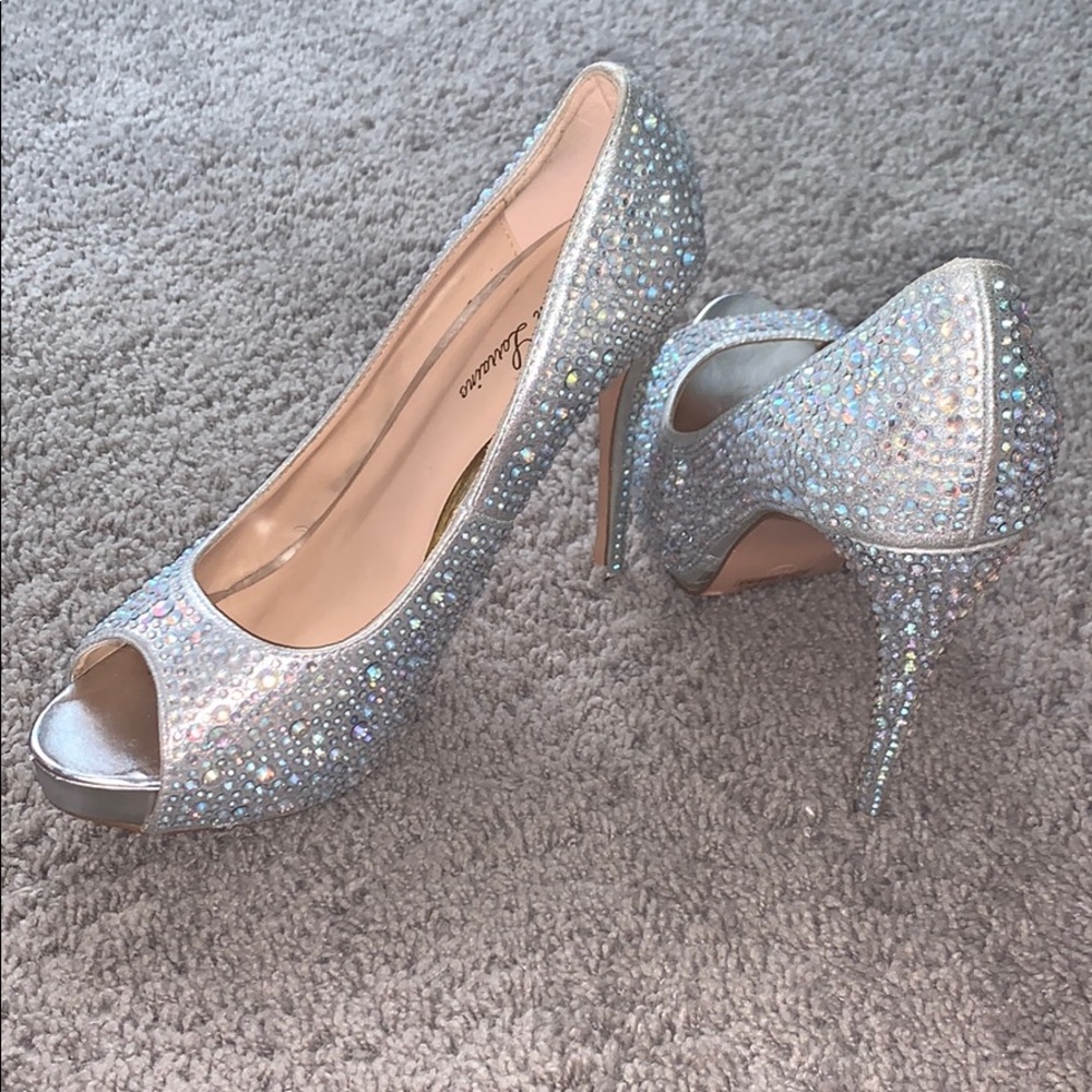 Prom/Formal shoes - Picture 3 of 3